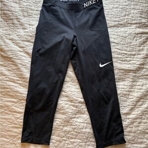 Nike Pro Capri Training Tight
